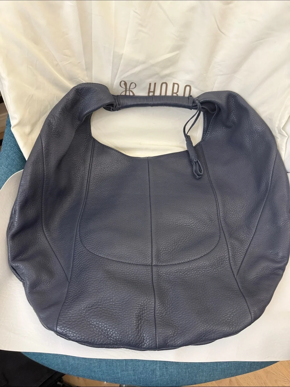 HOBO Brand Leather Purse: Medium Eclipse